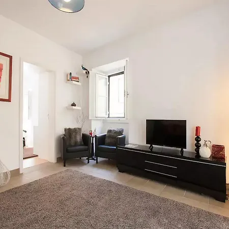 Apartment Patio Alfama *