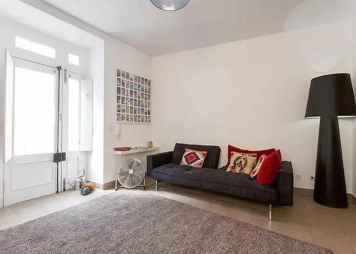 Patio Alfama Apartment *